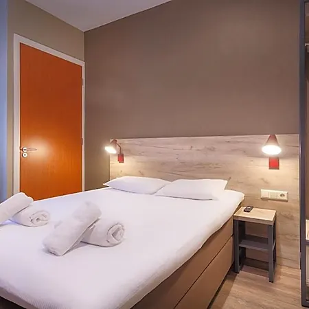 Hotel Downtown 2*